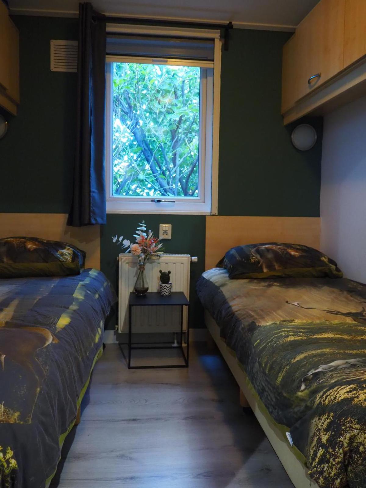 Chalet Relax Putten Bagian luar foto
